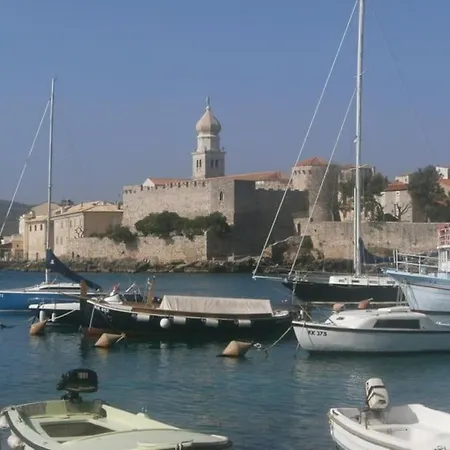 Anna °3 Close To The Centre Of Krk